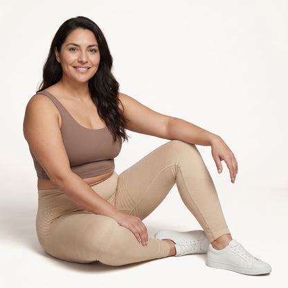Calzas 3D Lissensa color Beige, sentada